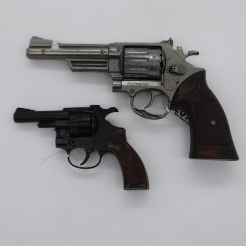 2075 - Phoenix Arms Company .38 Blank revolver and a Smith and Wesson style 12 shot cap gun. UK P&P Group 2... 