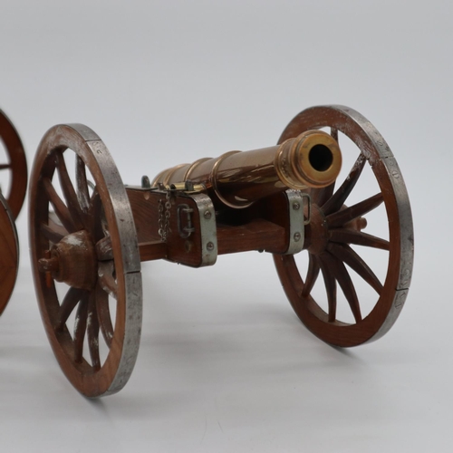 2088 - A bronze table cannon, mounted to a scratch built oak gun carriage, overall L: 56 cm. UK P&P Group 3... 