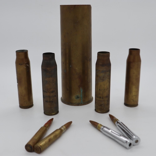 2089 - Pair of 50 calibre inert rounds, pair of 50 calibre training rounds, 25 PDR shell case, and four 30m... 