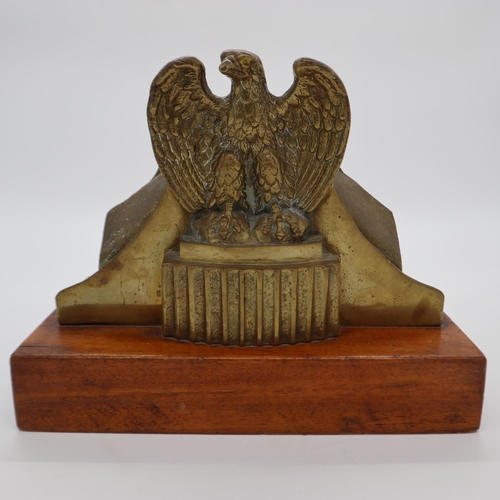 2098 - Rare 1930s US Brass Eagle Elhart Fire Truck Hose Control Holder. Mounted on wood. UK P&P Group 3 (£3... 
