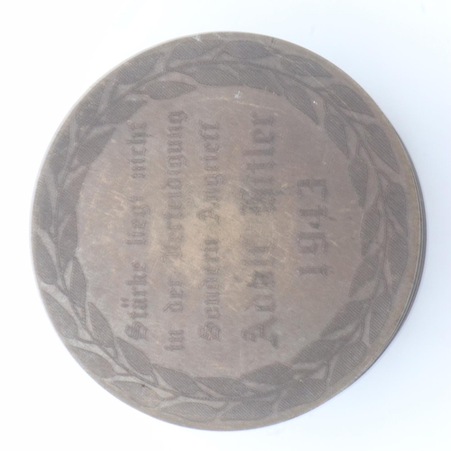 2105 - A circular replica Third Reich snuff or tobacco box with inscription to base. UK P&P Group 1 (£16+VA... 