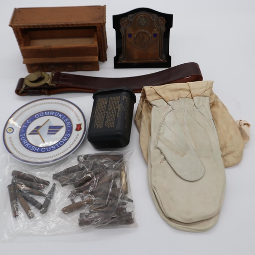 2120A - Mixed military items, including a pair of 1943 dated artillery mittens, US GI dressings, belt, trenc... 