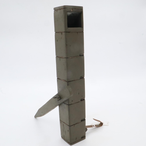 2134 - WWI British Trench Periscope. An officers Private Purchase from the Army and Navy Store, UK P&P Grou... 