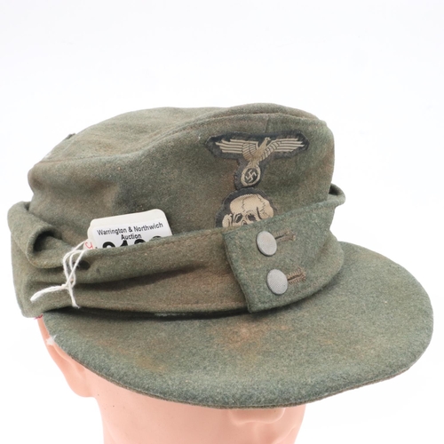 2139 - Third Reich Waffen SS M43 Cap. very small cut on the top. A real “Been There” item. UK P&P Group 2 (... 