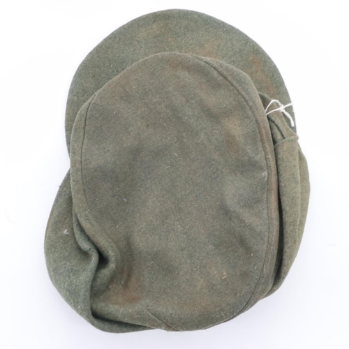 2139 - Third Reich Waffen SS M43 Cap. very small cut on the top. A real “Been There” item. UK P&P Group 2 (... 
