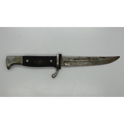 2156 - A Third Reich period Hitler Youth dagger, later shortened and lacking enamel insert. UK P&P Group 1 ... 