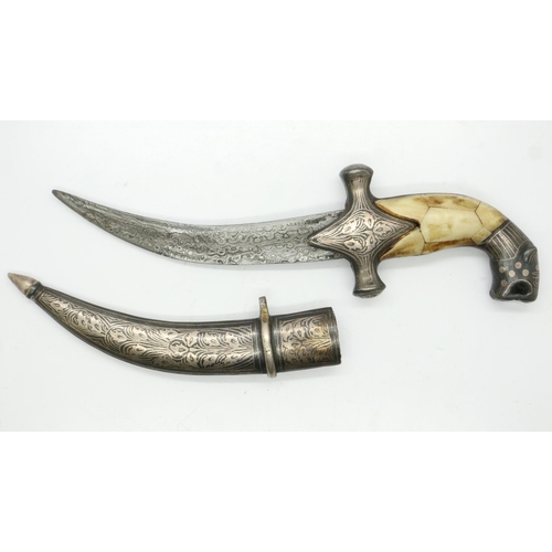 2161 - Middle Eastern Jambiya with Damascus blade and silver inlaid scabbard UK P&P Group 1 (£16+VAT for th... 