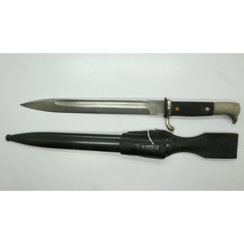 2163 - WWII German Dress Bayonet with an Acid Etched Blaed. UK P&P Group 2 (£20+VAT for the first lot and £... 