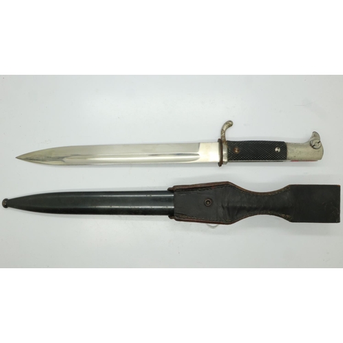 2163 - WWII German Dress Bayonet with an Acid Etched Blaed. UK P&P Group 2 (£20+VAT for the first lot and £... 