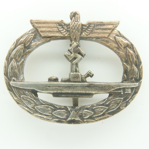 2216 - WWII German Kriegsmarine U-Boat Crew Badge. Maker: Schwerin. UK P&P Group 2 (£20+VAT for the first l... 