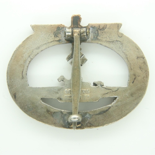 2216 - WWII German Kriegsmarine U-Boat Crew Badge. Maker: Schwerin. UK P&P Group 2 (£20+VAT for the first l... 