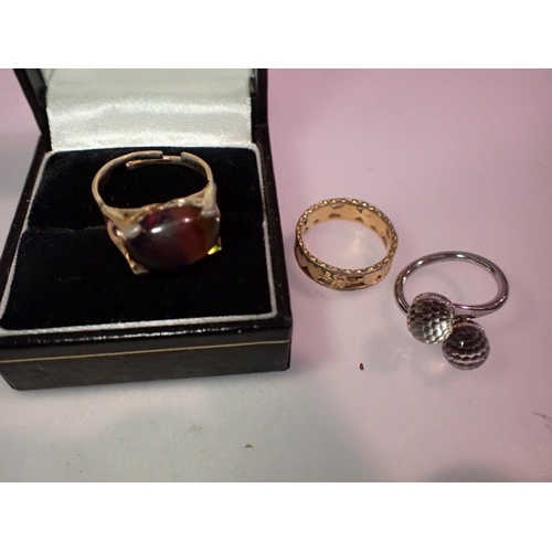 1063 - Three rings, including a Sarah Coventry example. UK P&P Group 1 (£16+VAT for the first lot and £2+VA... 
