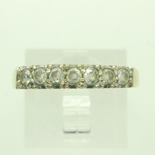18 - 9ct gold ring set with cubic zirconia, size Q, 2.5g. UK P&P Group 0 (£6+VAT for the first lot and £1... 