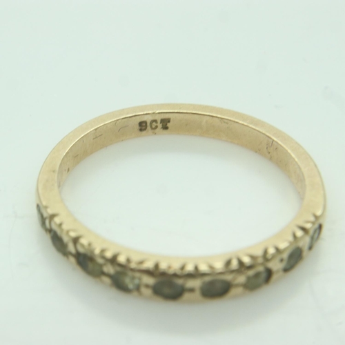 53 - 9ct gold ring, set with diamonds, size K, 2.9g. UK P&P Group 0 (£6+VAT for the first lot and £1+VAT ... 