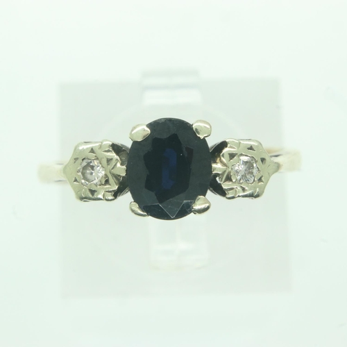 54 - 9ct gold ring set with sapphire and diamonds, size N, 2.5g. UK P&P Group 0 (£6+VAT for the first lot... 