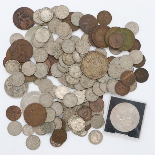 144 - Mixed lot of mostly pre-decimal coins, including some silver threepences. UK P&P Group 2 (£20+VAT fo... 