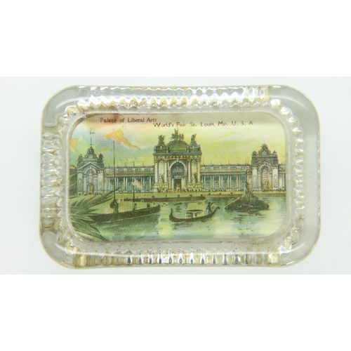 158 - Rectangular glass paperweight of the Prince of Lisbon Arts, world fair St Louis. UK P&P Group 1 (£16... 