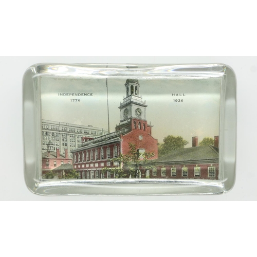 164 - Rectangular glass paperweight for the 1926 Sesqui-Centennial exposition fearing the Independence Hal... 
