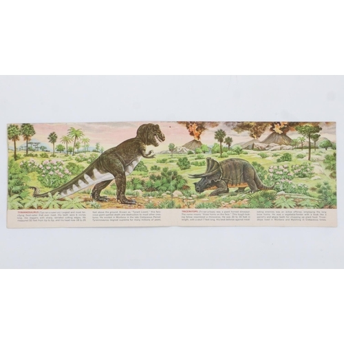 196 - New York Worlds Fair 1964 Exciting World of Dinosaurs by Sinclair Dinoland. UK P&P Group 1 (£16+VAT ... 