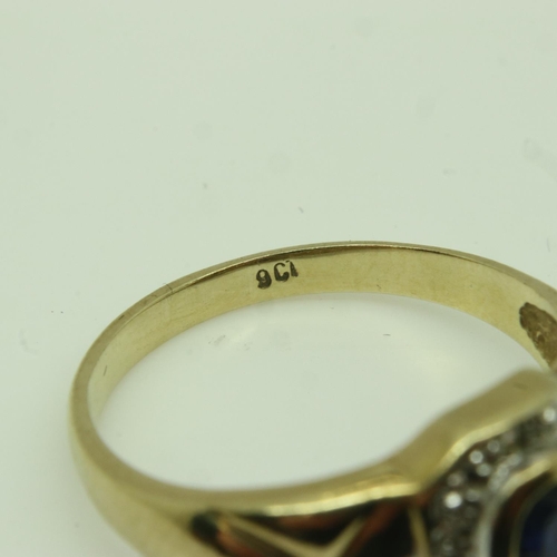 38 - 9ct gold ring set with sapphire and diamonds, size Q, 3.5g. UK P&P Group 0 (£6+VAT for the first lot... 