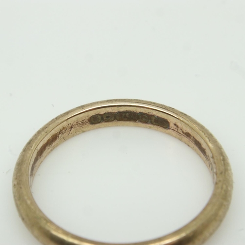 49 - 9ct gold wedding band, size M, 2.6g. UK P&P Group 0 (£6+VAT for the first lot and £1+VAT for subsequ... 