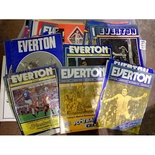 1115 - Collection of Everton programmes and ephemera. UK P&P Group 2 (£20+VAT for the first lot and £4+VAT ... 