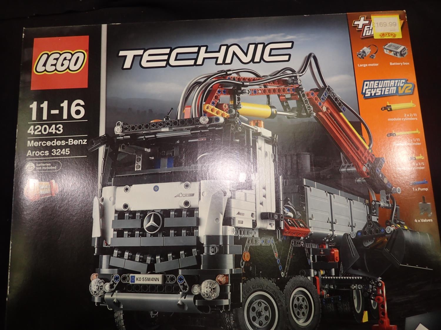 Lego Technic 42043 Mercedes Benz Arocs 3245, factory sealed. UK P&P ...