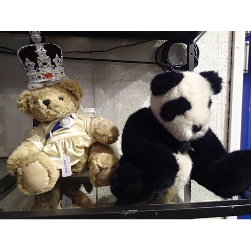 2449 - Two teddy bears, a GB ted and a Bon Bears panda. UK P&P Group 2 (£20+VAT for the first lot and £4+VA... 