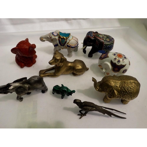 1137 - Collection of various ornaments to include decorative elephants. UK P&P Group 2 (£20+VAT for the fir... 