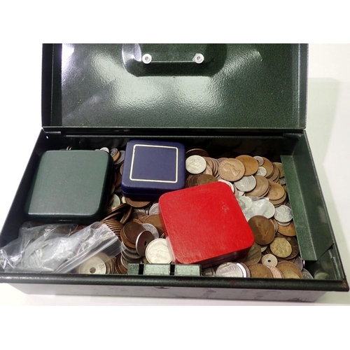 1139 - Large cash box with 7kg of mixed coins from GB and Europe. Not available for in-house P&P