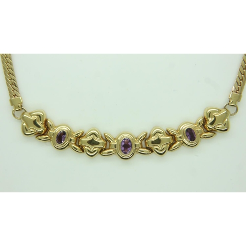 68 - 9ct gold necklace set with amethyst, L: 44 cm, 11.1g. UK P&P Group 0 (£6+VAT for the first lot and £... 