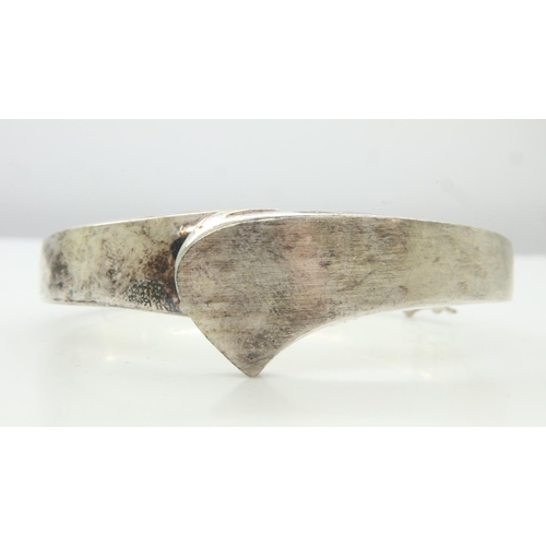 72 - Contemporary 925 silver snap bangle, 47g. UK P&P Group 0 (£6+VAT for the first lot and £1+VAT for su... 