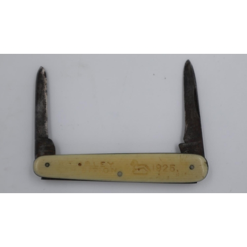 201 - 1924 Wembley exposition twin bladed penknife (1925). UK P&P Group 1 (£16+VAT for the first lot and £... 