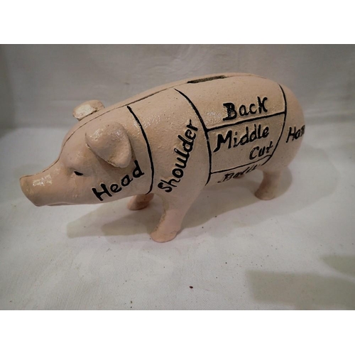 1535 - Cast iron Butchers Pig moneybox, L: 18 cm. UK P&P Group 2 (£20+VAT for the first lot and £4+VAT for ... 