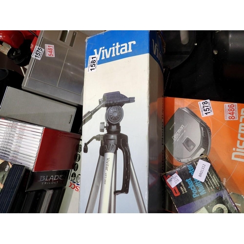 1581 - Boxed Vivitar VPT-360 fluid action video photo tripod. Not available for in-house P&P