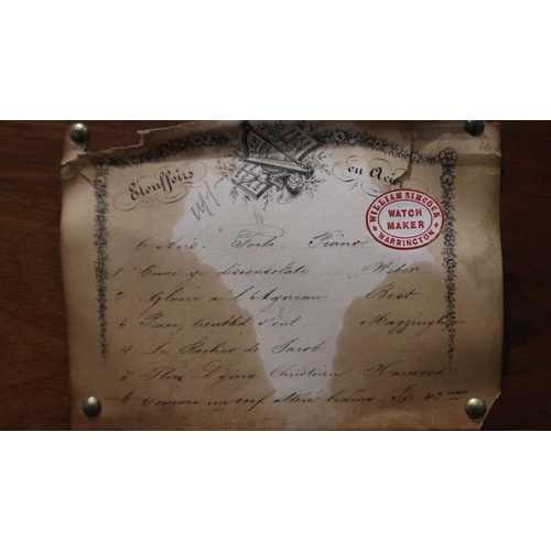 428 - Music box in an inlaid walnut case, L: 63 cm. Multiple scratches to lid, lock stiff but works, hinge... 