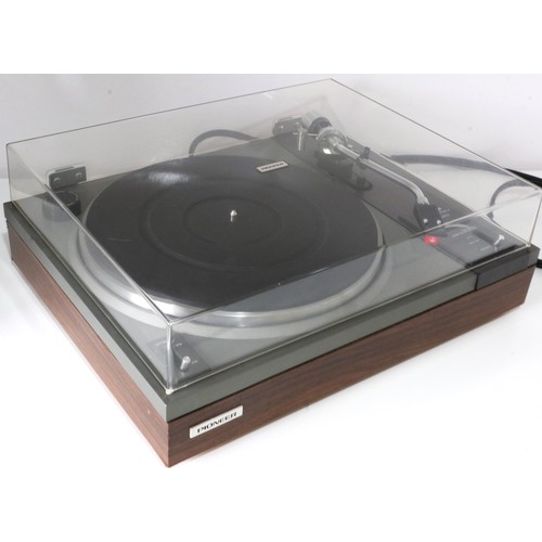 471 - Pioneer PL112D turntable with all new belt, AT91 stylus, phono cables and preamp. All electrical ite... 