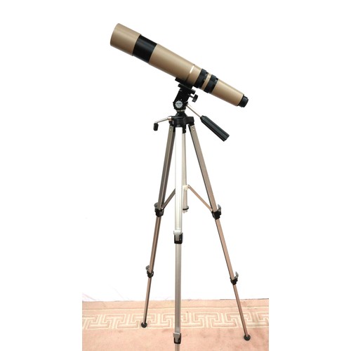 465A - Bausch & Lomb 15x to 60x 60mm zoom telescope with camera adaptor, tripod and leather case. Not avail... 