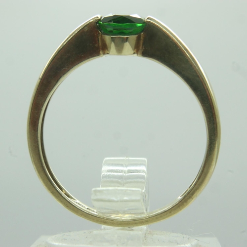 10 - 9ct gold solitaire emerald set ring, size M, 2.3g. UK P&P Group 0 (£6+VAT for the first lot and £1+V... 