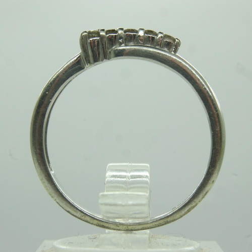 23 - 9ct white gold ring set with five smokey quartz, size N, 1.9g. UK P&P Group 0 (£6+VAT for the first ... 