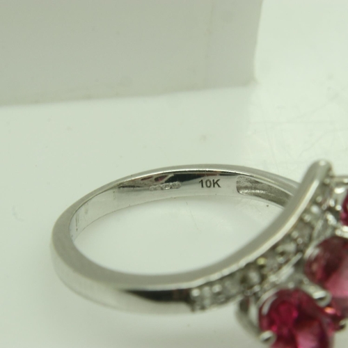 31 - 9ct white gold, tourmaline and diamond ring, size J, 2.7g. UK P&P Group 0 (£6+VAT for the first lot ... 