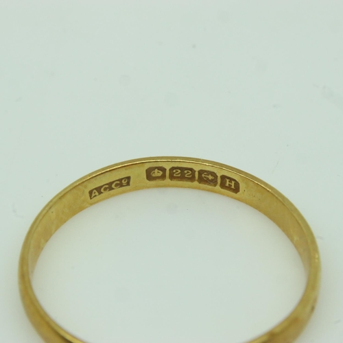 4 - 9ct gold slim profile wedding band, size P/Q, 2.1g. P&P Group 0 (£6+VAT for the first lot and £1+VAT... 
