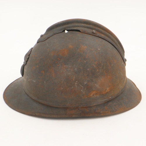 2084 - WWI French 1915 model infantry Casque Adriane helmet and liner. Somme barn find. UK P&P Group 2 (£20... 