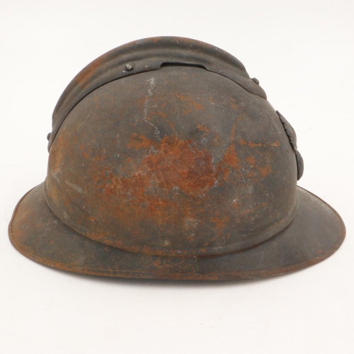 2084 - WWI French 1915 model infantry Casque Adriane helmet and liner. Somme barn find. UK P&P Group 2 (£20... 