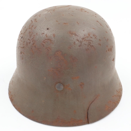 2085 - WWII German M35 single decal Luftwaffe Helmet. Found in a French Brocant. UK P&P Group 2 (£20+VAT fo... 