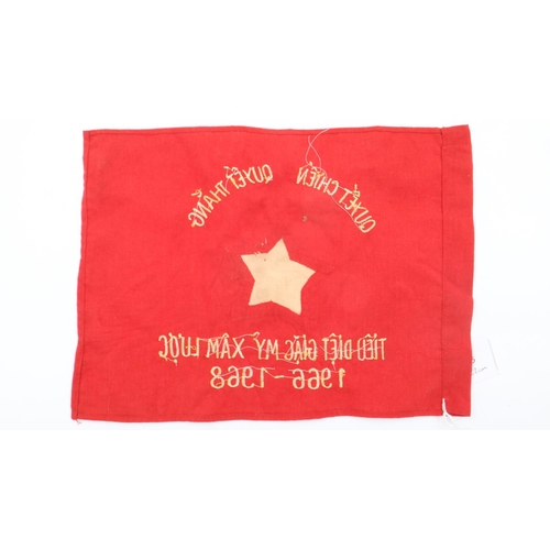 2102 - Vietnam War period NVA embroidered Victory banner, 30 x 22 cm “Chose To Fight, Fight To Win - Destro... 