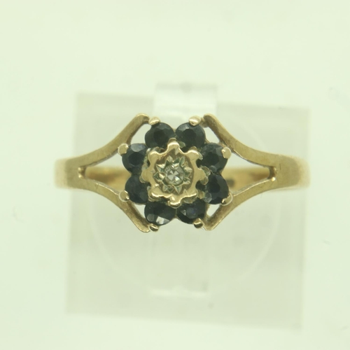 27 - 9ct gold diamond and sapphire set cluster ring, size K, 1.4g. UK P&P Group 0 (£6+VAT for the first l... 