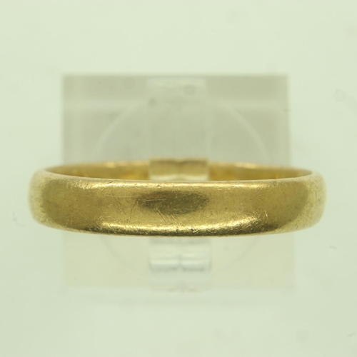 6 - 22ct gold slim profile wedding band, size S/T, 4.9g. P&P Group 0 (£6+VAT for the first lot and £1+VA... 