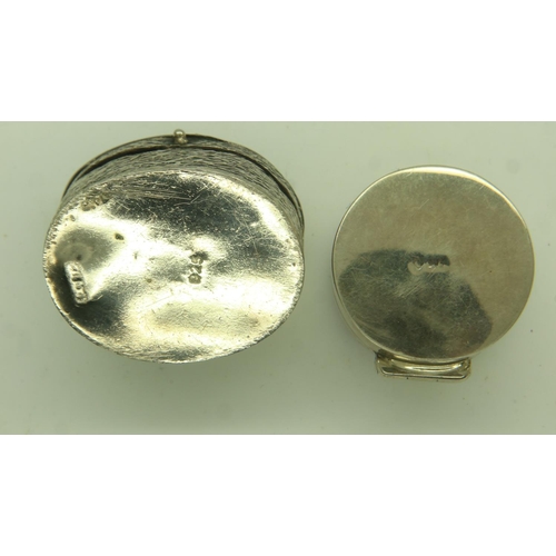 101 - Two silver pill boxes, one set with an enamelled panel depicting a reclining nude, combined 27g. UK ... 