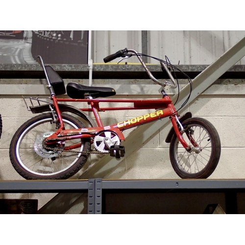 1001 - Raleigh red chopper bike, MK3 model. Not available for in-house P&P